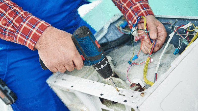 Kızılcahamam Esty Esty çamaşır makinesi kart tamiri – Su almama arızası orijinal parça ile giderildi. - Teknik servis örneği